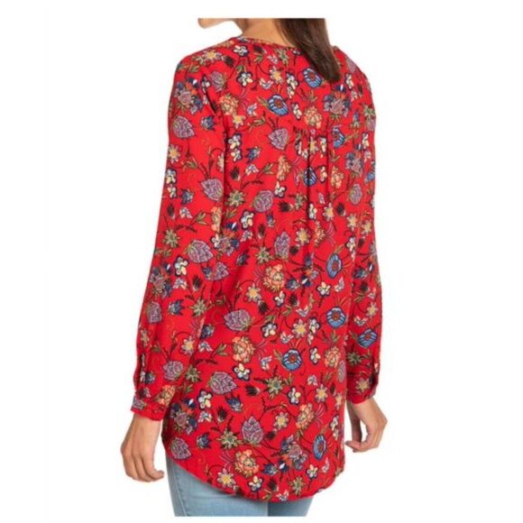 Chelsea & Theodore top Women's medium Tulip hem Crossover Long sleeves V-neck - Picture 2 of 14